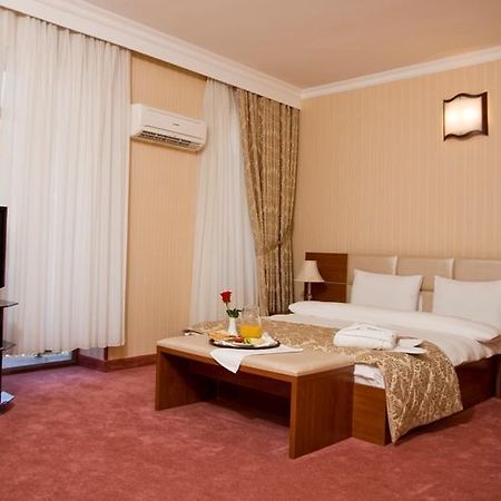 City Palace Hotel Baku Ruang foto